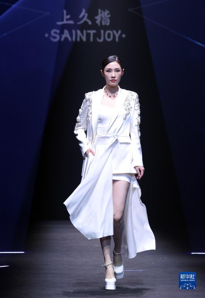金花扑克牌app
